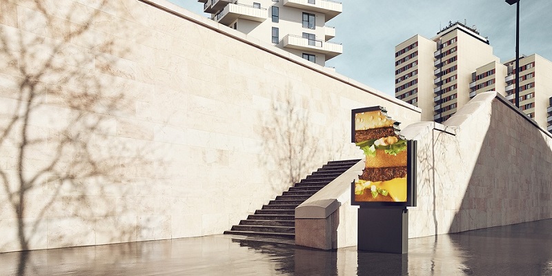 McDonalds core OOH 1 билборд
